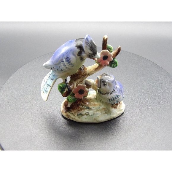 Vintage Blue Jay with Baby Figurine Marked "Blue Jar" 4" H x 3 1/2" W x 2" D - Picture 9 of 9